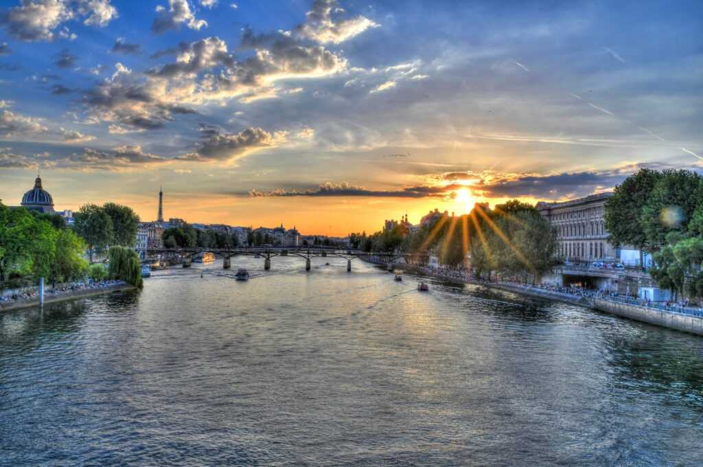 Seine River Cruise in Spring - The most fun way to get to know Paris!