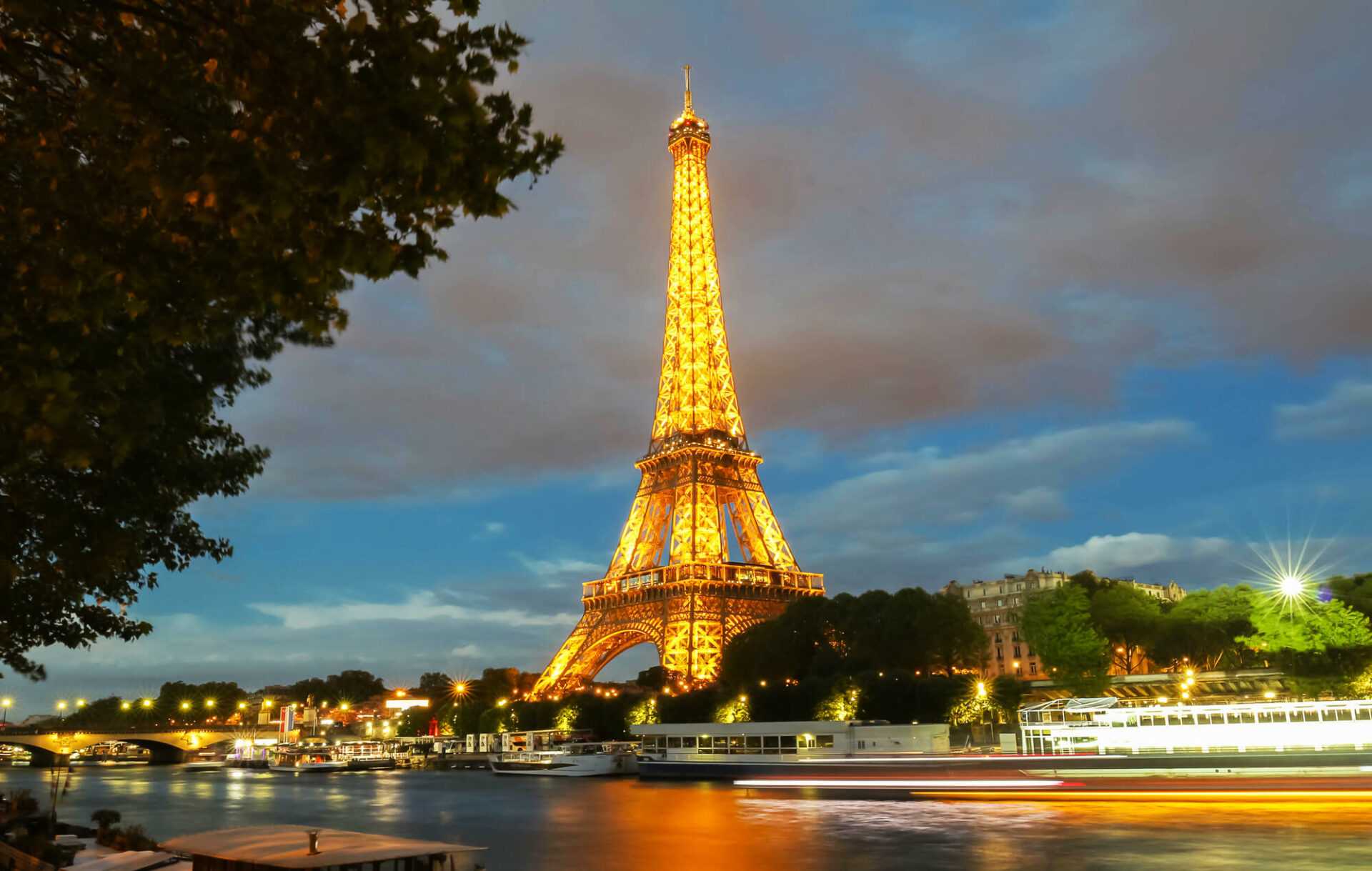 seine river cruise winter
