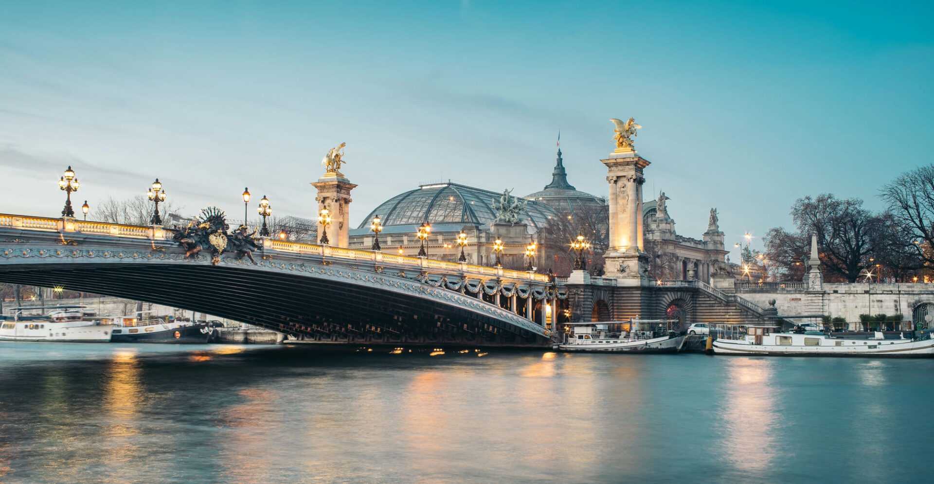 best time for a Seine river cruise